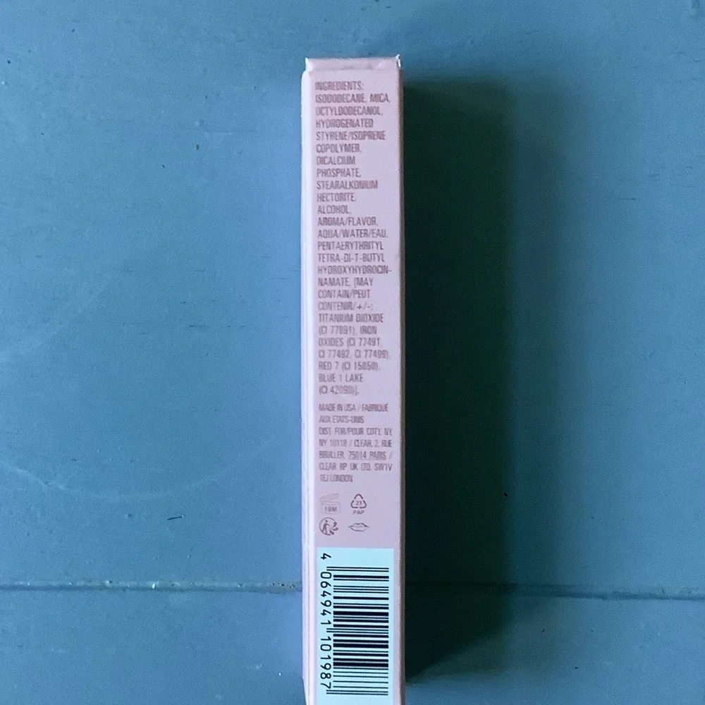Kylie Cosmetics Velvet Lipstick #346‎ A Moment Matte